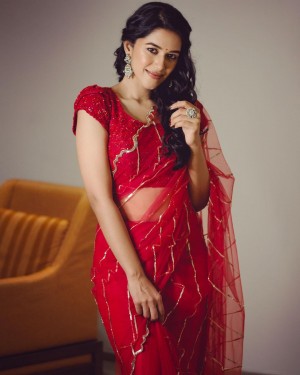 Mirnalini Ravi (aka) Mrinalini