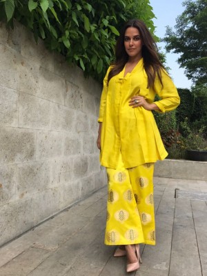 Neha Dhupia (aka) NehaDhupia