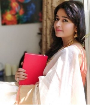 Poonam Bajwa (aka) Poonam