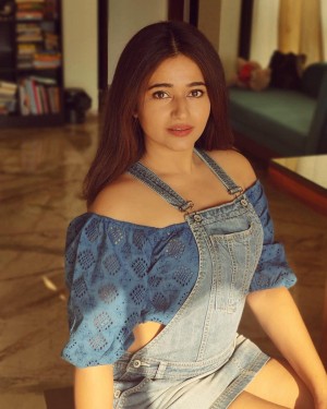 Poonam Bajwa (aka) Poonam