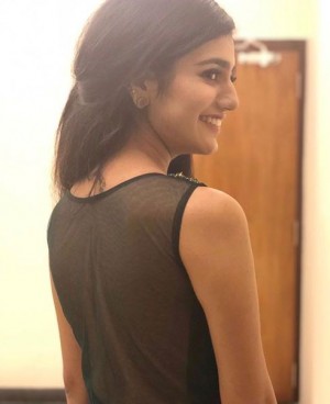 Priya Prakash Varrier (aka) Priya Varrier