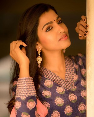 Sai Dhansika (aka) Sai Dhanshika