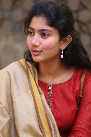 Sai Pallavi (aka) SaiPallavi