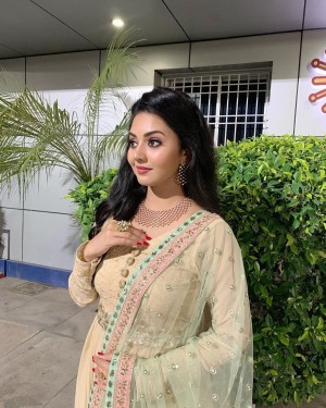 Vidya Pradeep (aka) Vidya