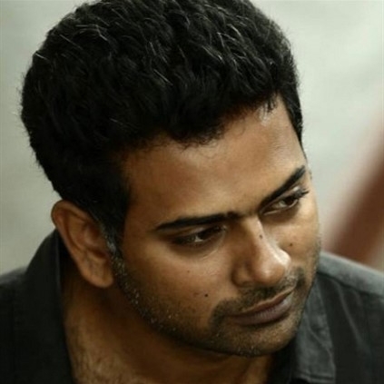 Director Alphonse Puthren asks his fans about remake