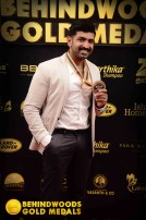 BEHINDWOODS GOLD MEDALS - RED CARPET PHOTOS