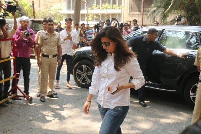 Sridevi's final journey -  funeral