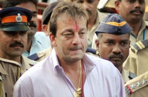 Arrest warrant against actor Sanjay Dutt cancelled