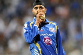 Harbhajan Singh claims 200th Twenty20 wicket