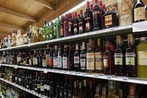 Govt to limit liquor purchase to 1 bottle, ban cigarettes at duty free shops