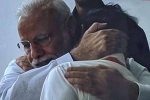 Watch Video: After 'Moon Mission' emotional ISRO Chief breaks down as PM Modi consoles him! 