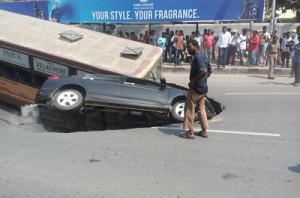 Road caves in at Chennai's Anna Salai