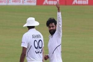 "You Beauty!" Ravi Shastri Lauds Ravindra Jadeja