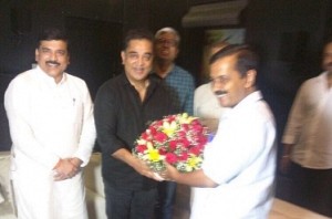 Arvind Kejriwal discusses film business with Kamal Haasan