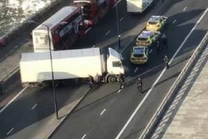 VIDEO! London Bridge: Man Shot By Police After Several Injured In Stabbing Attack