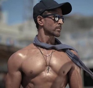 Hrithik Roshan (aka) HrithikRoshan