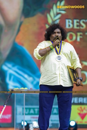 Yogi Babu (aka) YogiBabu