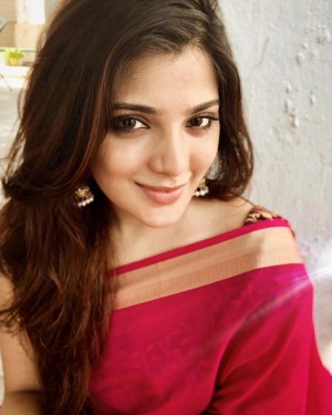 Aathmika (aka) Aathmika Actress