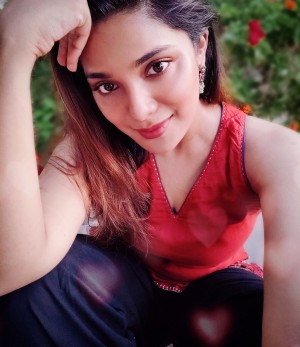 Aathmika (aka) Aathmika Actress