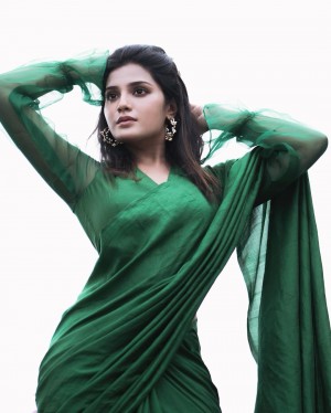 Aathmika (aka) Aathmika Actress