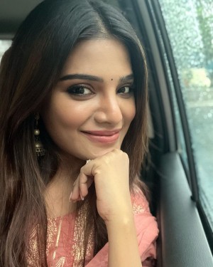 Aathmika (aka) Aathmika Actress