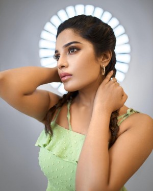 Aathmika (aka) Aathmika Actress