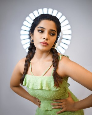 Aathmika (aka) Aathmika Actress