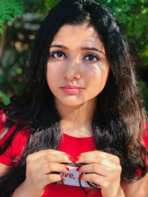 Adhiti Menon (aka) AdhitiMenon