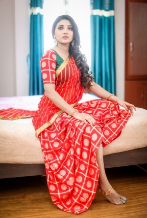 Adithi Menon (aka) Aditi Menon