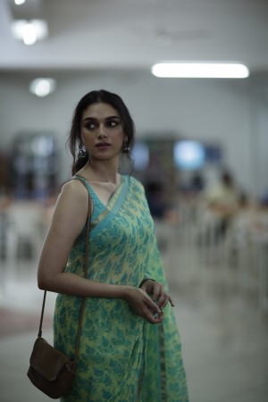 Aditi Rao Hydari (aka) AditiRaoHydari