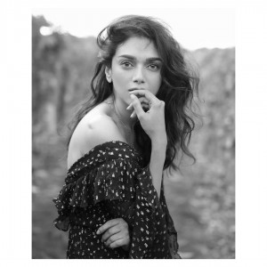 Aditi Rao Hydari (aka) AditiRaoHydari