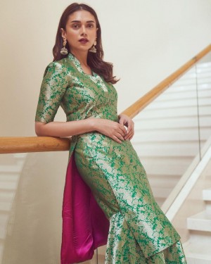 Aditi Rao Hydari (aka) AditiRaoHydari