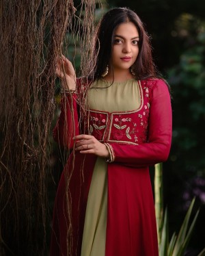 Ahaana Krishna (aka) ahaanna