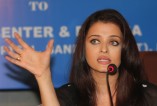 Aishwarya Rai (aka) AishwaryaRaiBachchan