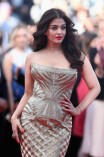 Aishwarya Rai (aka) AishwaryaRaiBachchan