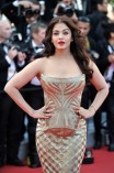 Aishwarya Rai (aka) AishwaryaRaiBachchan