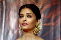 Aishwarya Rai (aka) AishwaryaRaiBachchan