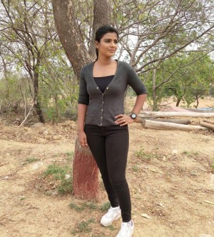 Aishwarya Rajesh (aka) AishwaryaaRajes