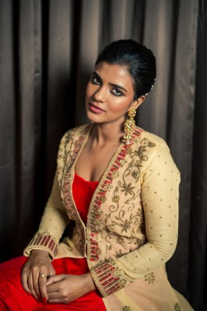 Aishwarya Rajesh (aka) AishwaryaaRajes