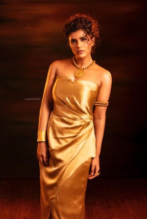 Aishwarya Rajesh (aka) AishwaryaaRajes