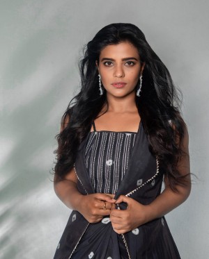 Aishwarya Rajesh (aka) AishwaryaaRajes