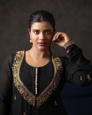 Aishwarya Rajesh (aka) AishwaryaaRajes