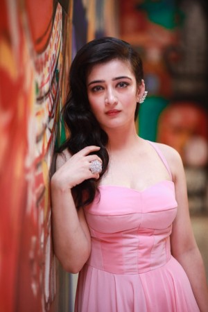 Akshara Haasan (aka) Akshara