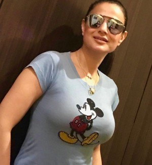 Ameesha Patel (aka) Amesha Patel