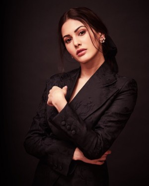 Amyra Dastur (aka) Amyra