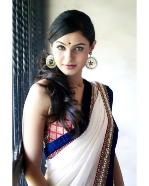 Andrea (aka) Andrea Jeremiah