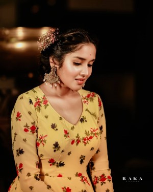 Anikha Surendran (aka) Anikhaa Surendran