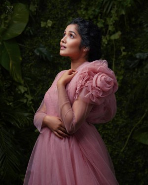 Anikha Surendran (aka) Anikhaa Surendran