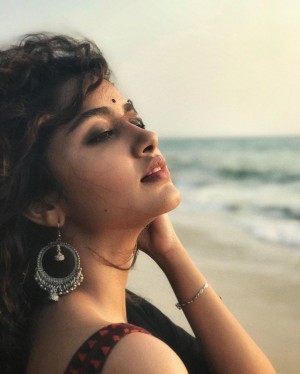 Anupama Parameswaran (aka) Anupama