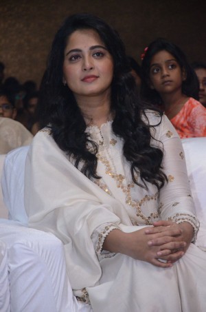 Anushka Shetty (aka) Actress Anushka Shetty